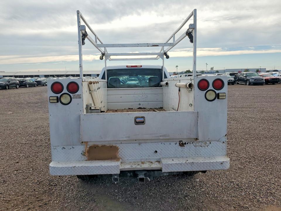 Photo 6 from auction – 2005 CHEVROLET SILVERADO with VIN 1GCHC24U35E222030