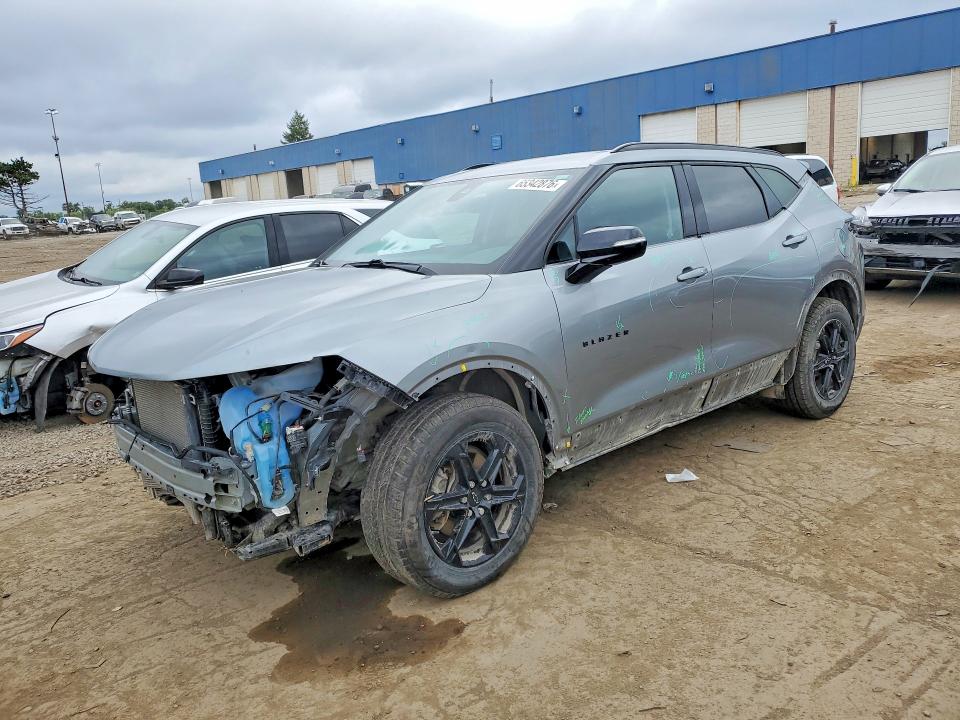 CHEVROLET BLAZER 2023 with VIN 3GNKBJRS2PS206668 - Photo from auction