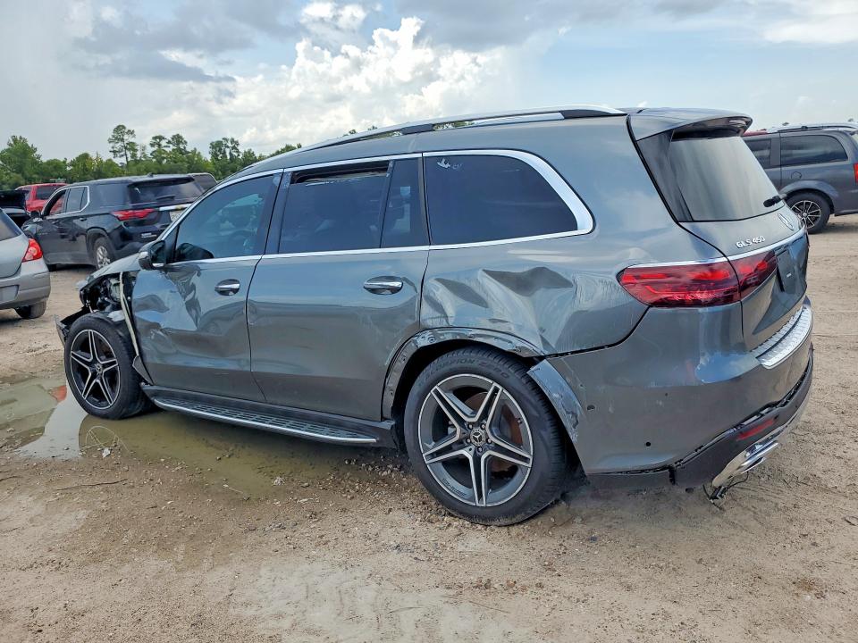 Photo 2 from auction – 2026 MERCEDES-BENZ GLS with VIN 4JGFF5KE1TB501174