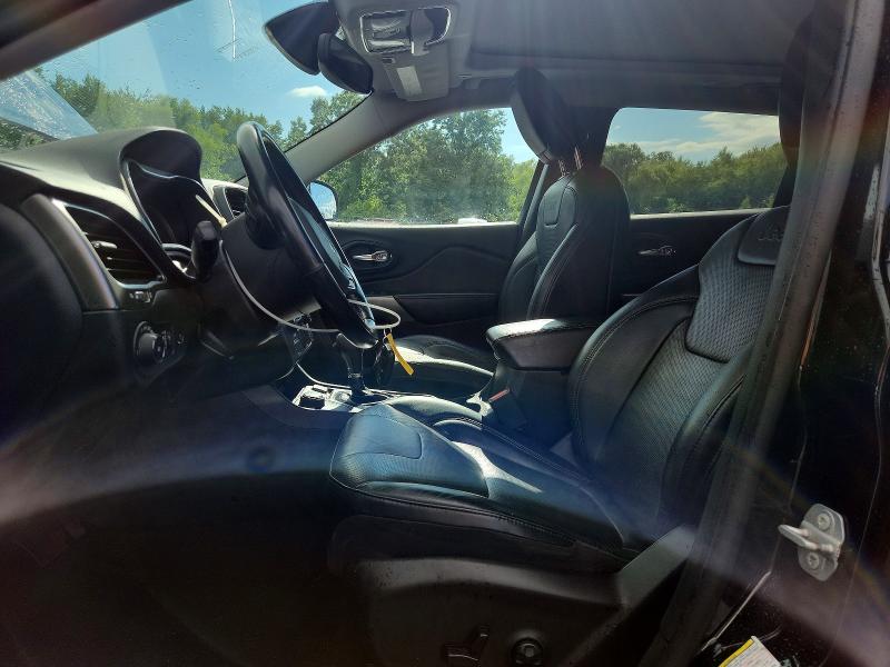 Photo 7 from auction – 2019 JEEP CHEROKEE with VIN 1C4PJMDXXKD465830