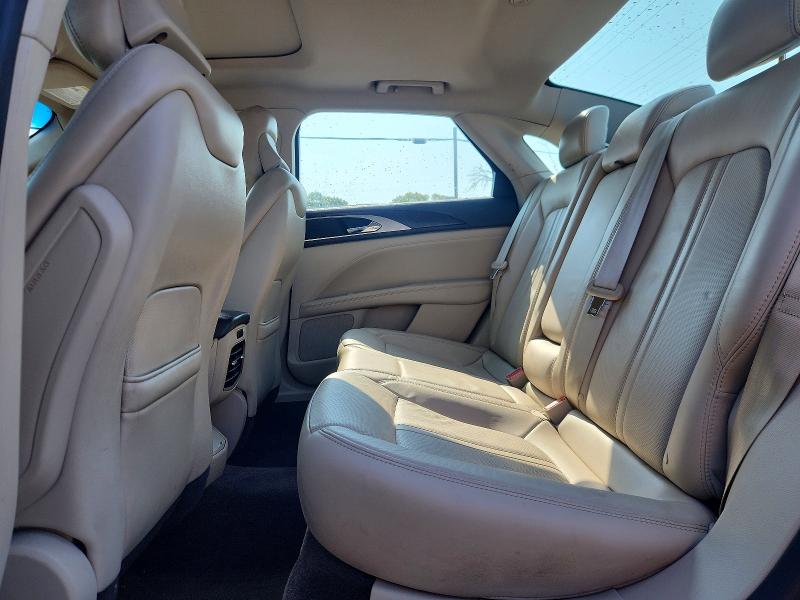 Photo 10 from auction – 2017 LINCOLN MKZ with VIN 3LN6L5F90HR658851