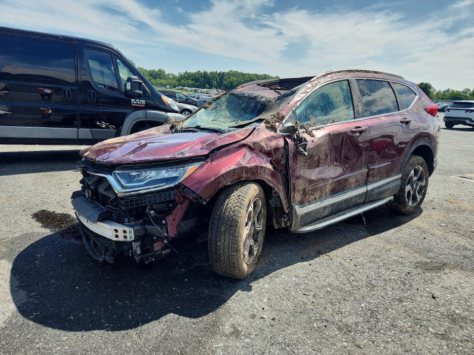 HONDA CR-V 2017 with VIN 2HKRW2H98HH680930 - Photo from auction