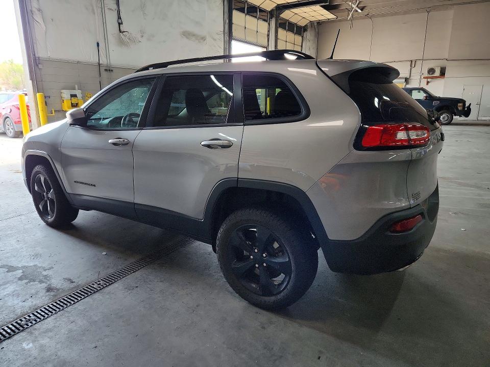 Photo 2 from auction – 2016 JEEP CHEROKEE with VIN 1C4PJLCS4GW125469