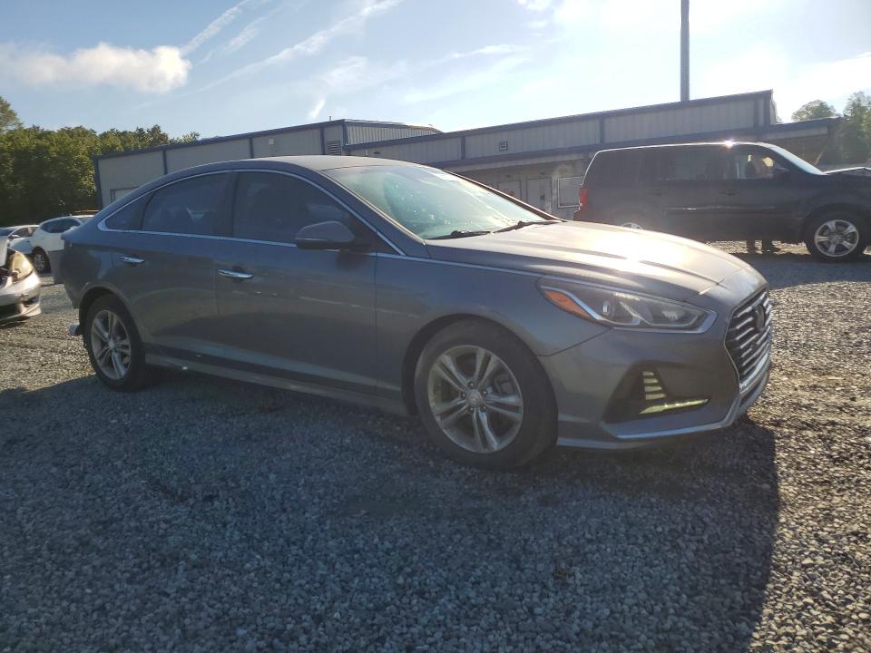 Photo 4 from auction – 2018 HYUNDAI SONATA with VIN 5NPE34AF7JH668471