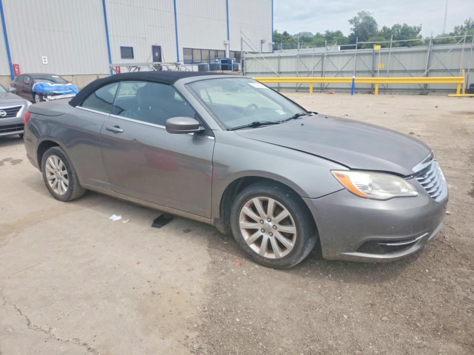 Photo 4 from auction – 2012 CHRYSLER 200 with VIN 1C3BCBEB0CN218733