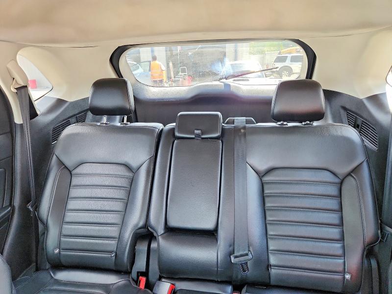 Photo 10 from auction – 2018 FORD EDGE with VIN 2FMPK4J97JBB37851