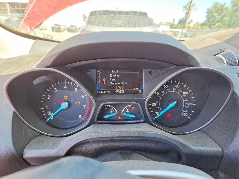 Photo 9 from auction – 2017 FORD ESCAPE with VIN 1FMCU0GD9HUC67731