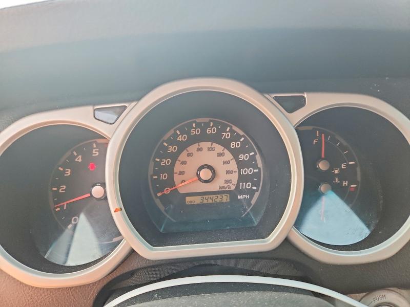 Photo 9 from auction – 2004 TOYOTA 4RUNNER with VIN JTEBU14R248012004