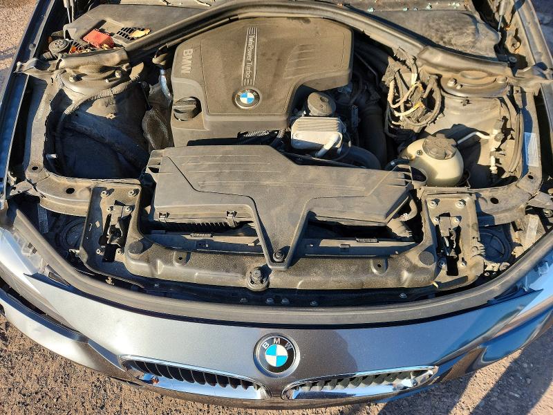 Photo 11 from auction – 2014 BMW 320 with VIN WBA3C3G55ENR25212