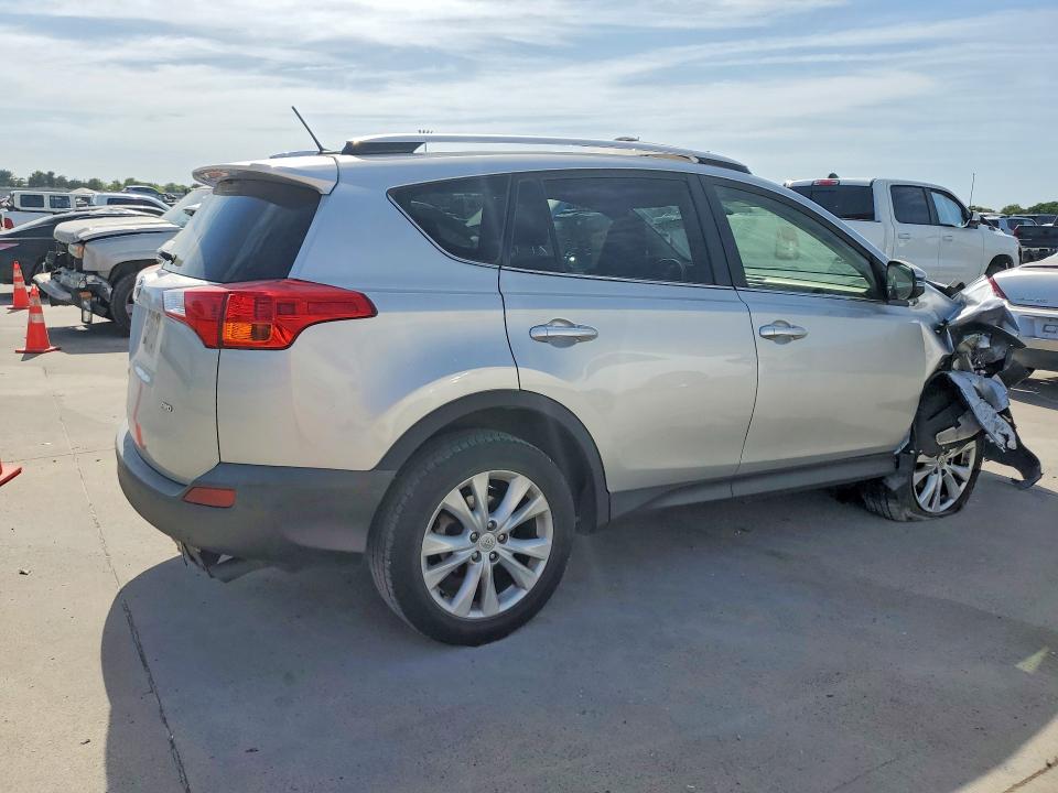 Photo 3 from auction – 2014 TOYOTA RAV4 with VIN JTMDFREV1ED084984