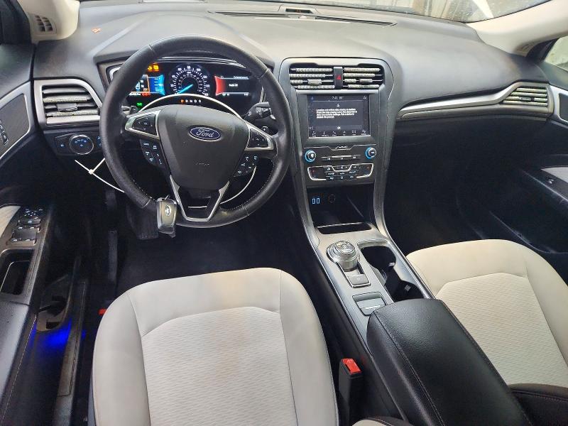 Photo 8 from auction – 2019 FORD FUSION with VIN 3FA6P0HD4KR282665