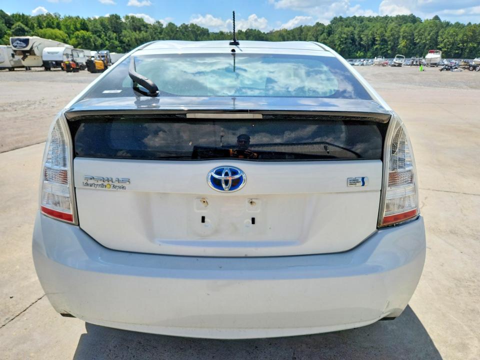 Photo 6 from auction – 2011 TOYOTA PRIUS with VIN JTDKN3DU0B0290493