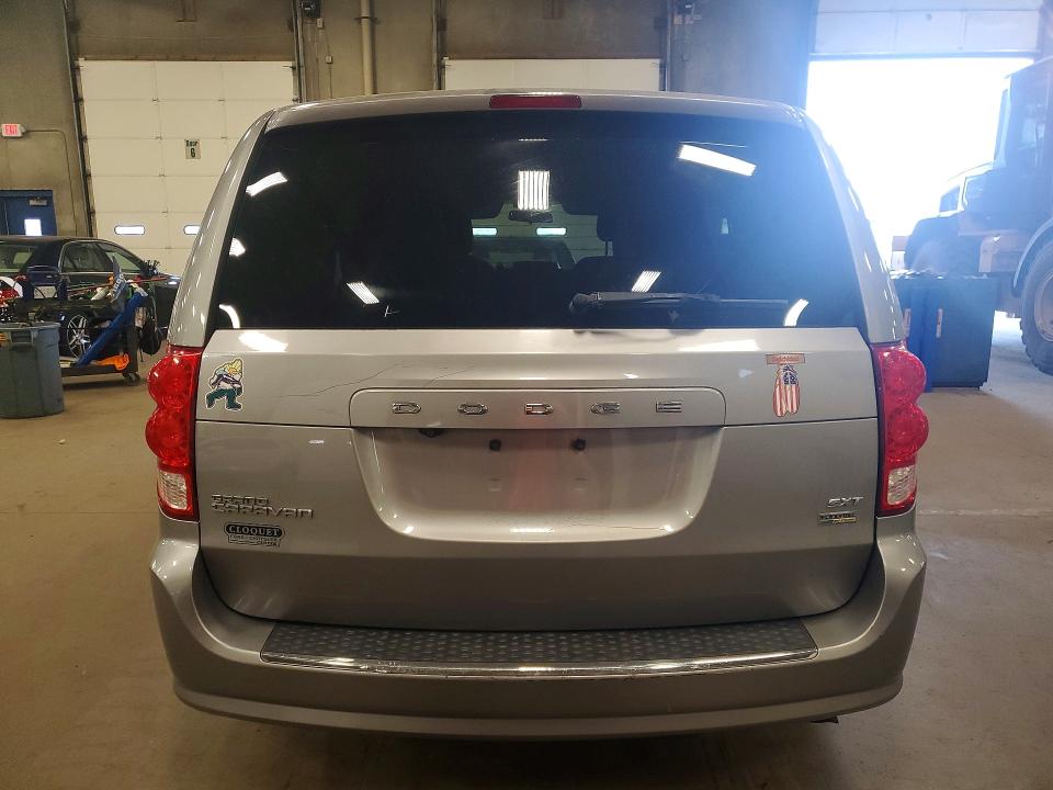 Photo 6 from auction – 2016 DODGE GRAND CARAVAN with VIN 2C4RDGCG2GR168154