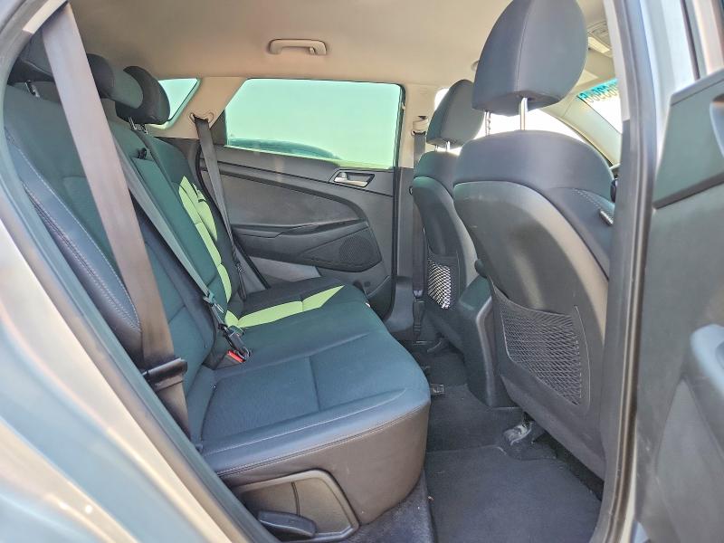 Снимка 11 от търг – 2019 HYUNDAI TUCSON с VIN KM8J2CA44KU052546