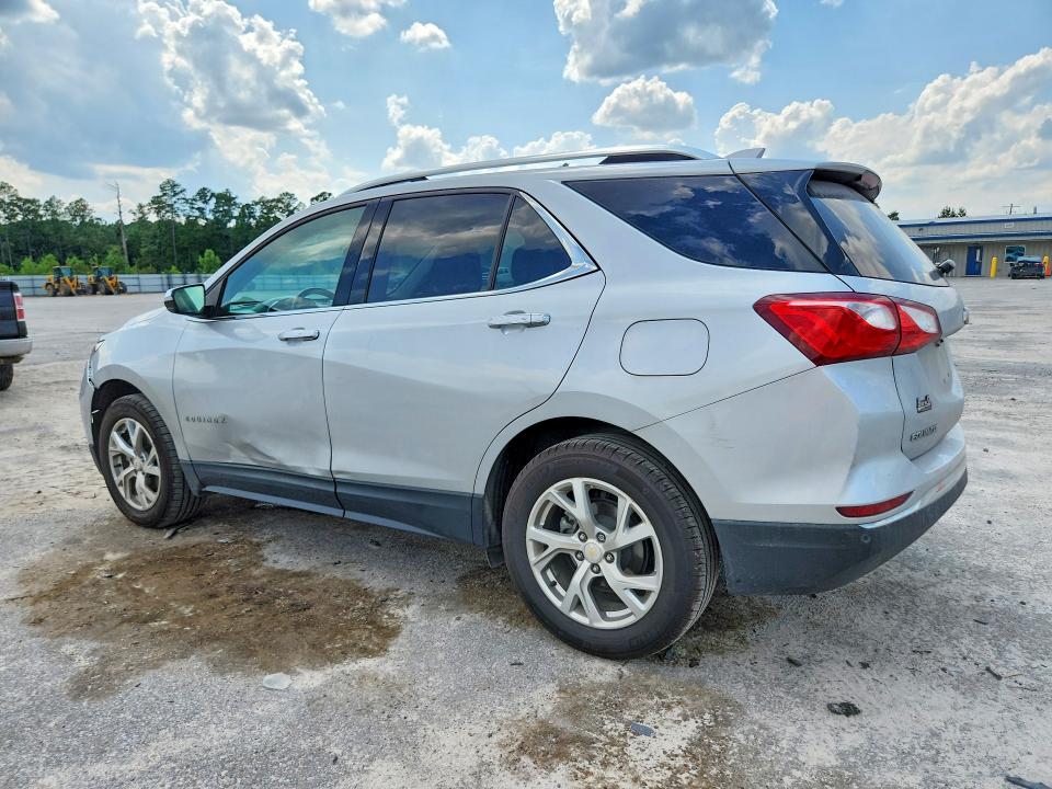 Photo 2 from auction – 2018 CHEVROLET EQUINOX with VIN 2GNAXVEV5J6328189