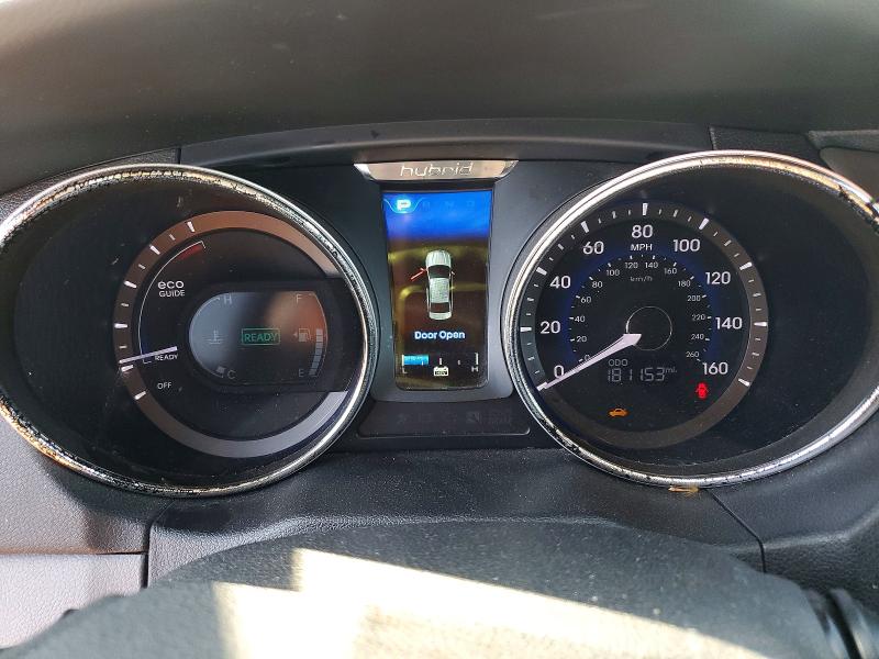 Photo 9 from auction – 2014 HYUNDAI SONATA with VIN KMHEC4A48EA115156