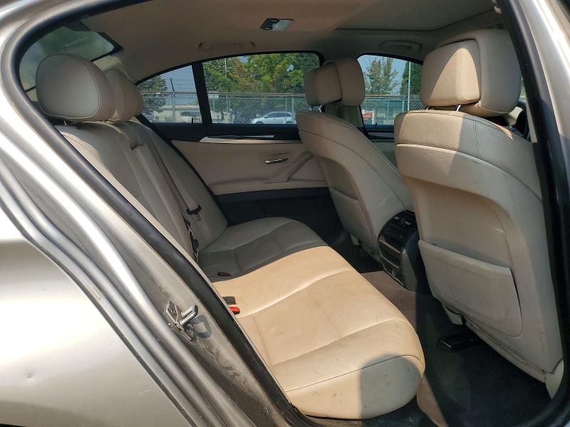 Photo 10 from auction – 2012 BMW 528 with VIN WBAXH5C55CC595178