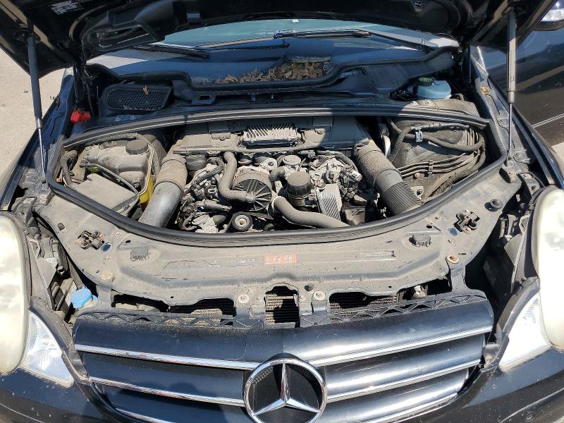 Photo 12 from auction – 2010 MERCEDES-BENZ R with VIN 4JGCB6FE3AA112117