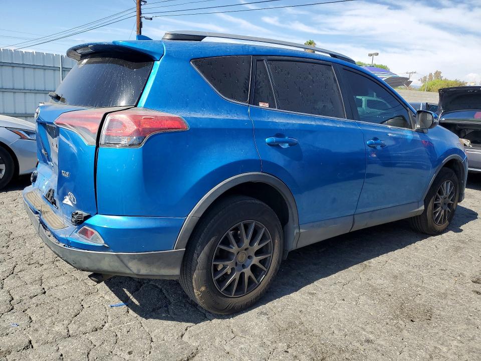 Photo 3 from auction – 2017 TOYOTA RAV4 with VIN 2T3WFREV5HW331391