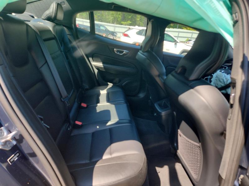 Photo 10 from auction – 2019 VOLVO S60 with VIN 7JRA22TK6KG010969