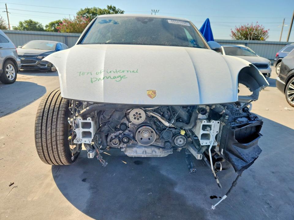 Photo 5 from auction – 2019 PORSCHE CAYENNE with VIN WP1AA2AY9KDA12952