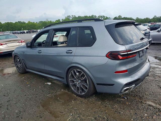 Zdjęcie 2 z aukcji – 2023 BMW X7 z VIN 5UX33EM09P9N59014