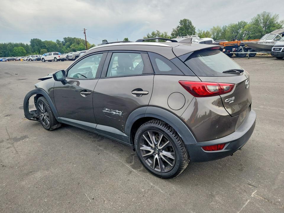 Photo 2 from auction – 2018 MAZDA CX-3 with VIN JM1DKFC71J0303328