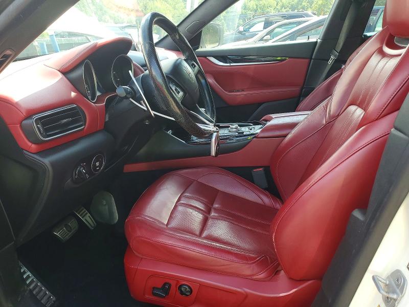 Photo 7 from auction – 2017 MASERATI LEVANTE with VIN ZN661XUSXHX257776