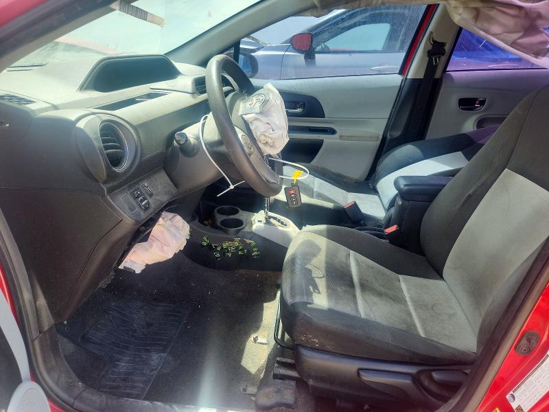 Photo 7 from auction – 2013 TOYOTA PRIUS C with VIN JTDKDTB35D1537338