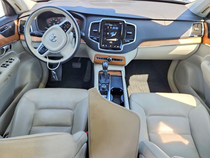 Photo 8 from auction – 2022 VOLVO XC90 with VIN YV4A221K0N1828736