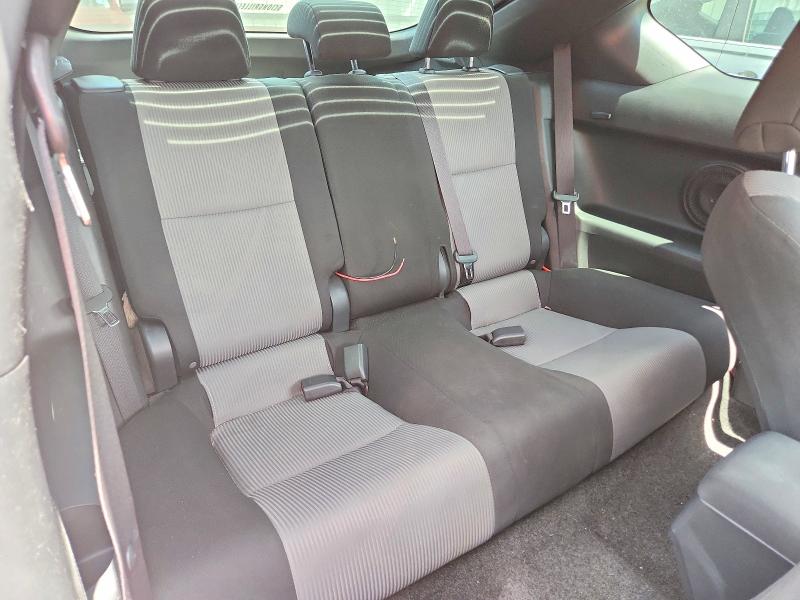 Photo 10 from auction – 2015 SCION TC with VIN JTKJF5C77FJ007886