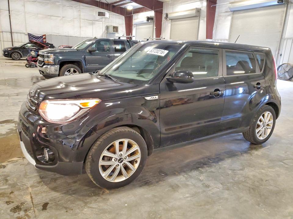 2017 KIA SOUL