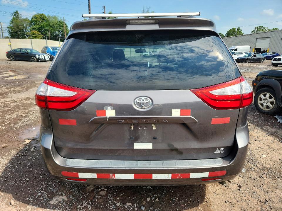 Photo 6 from auction – 2015 TOYOTA SIENNA with VIN 5TDJK3DC3FS127366