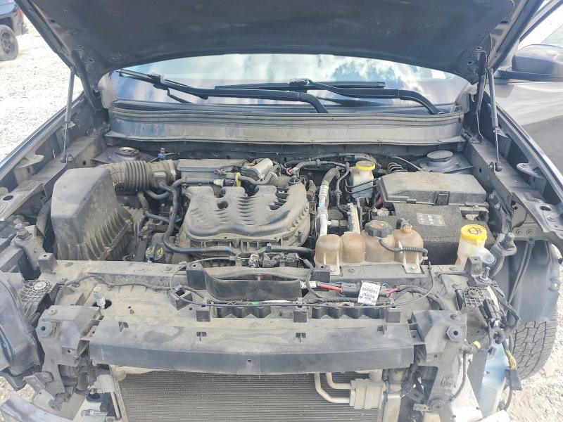 Photo 11 from auction – 2019 JEEP CHEROKEE with VIN 1C4PJLLX4KD490380