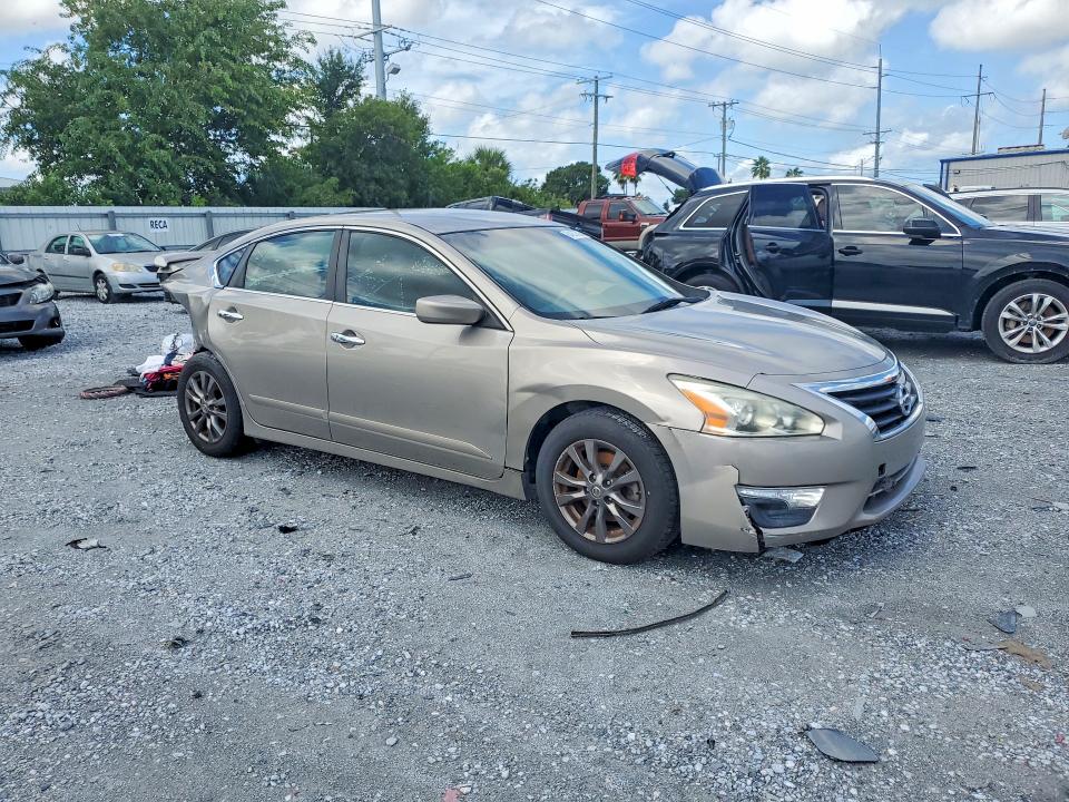 Photo 4 from auction – 2015 NISSAN ALTIMA with VIN 1N4AL3AP8FC583231