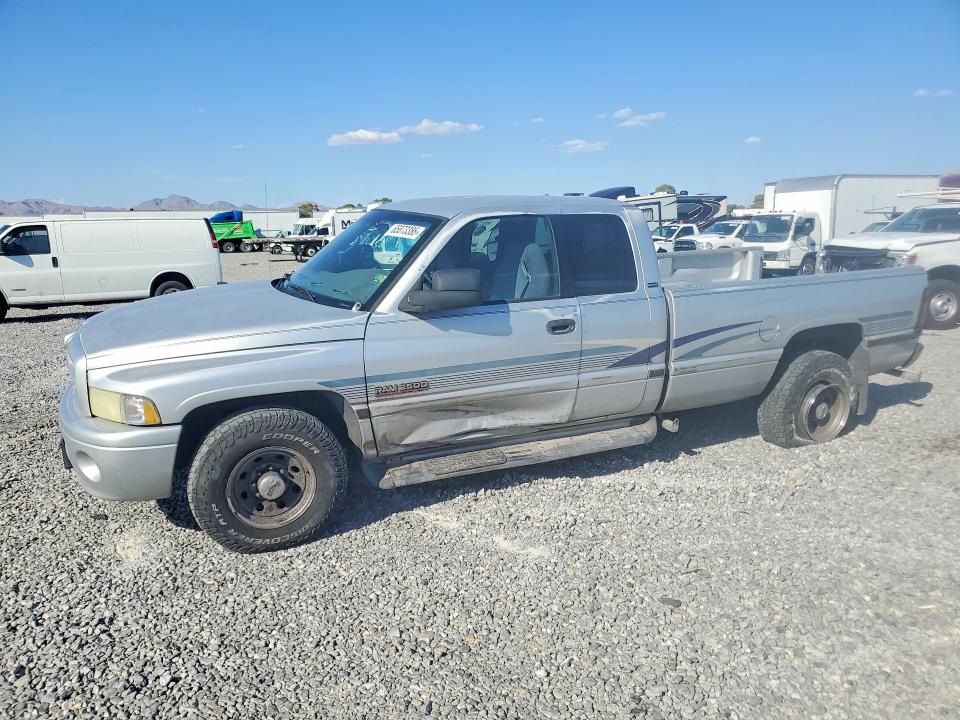 DODGE RAM 2500 2002 with VIN 3B7KC23C72M200178 - Photo from auction