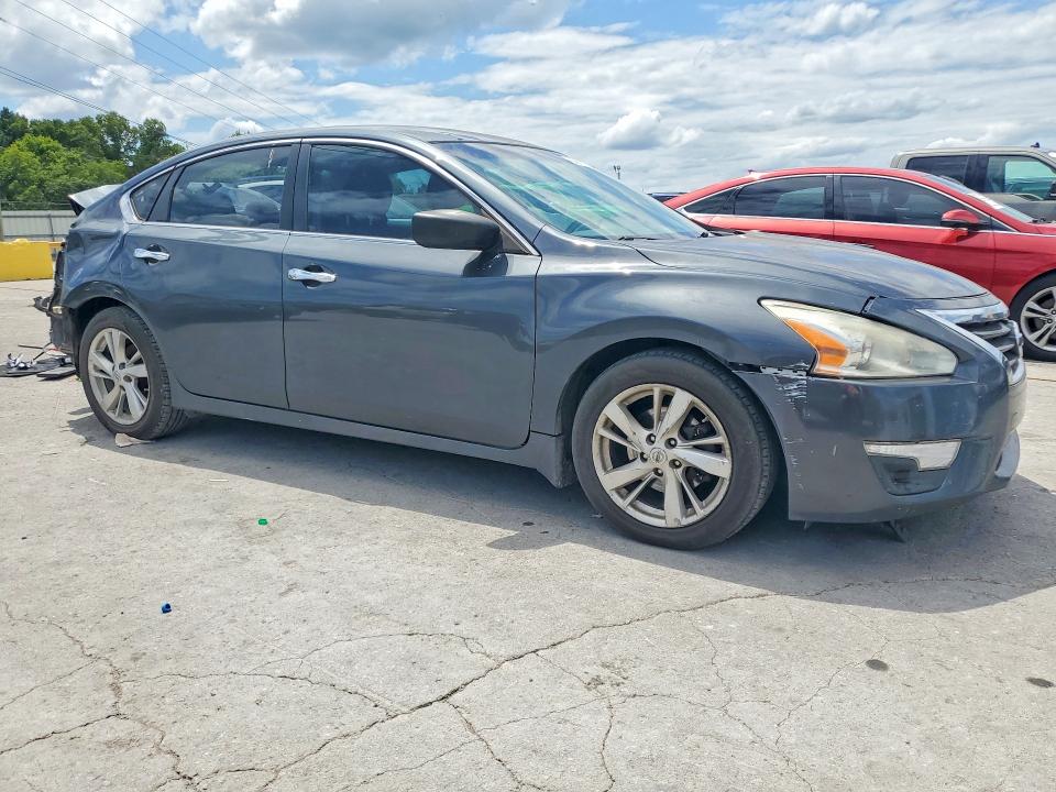 Photo 4 from auction – 2013 NISSAN ALTIMA with VIN 1N4AL3AP4DC266382
