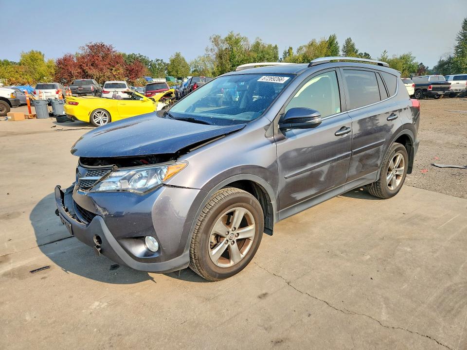 TOYOTA RAV4 2015 with VIN JTMRFREV4FD150306 - Photo from auction