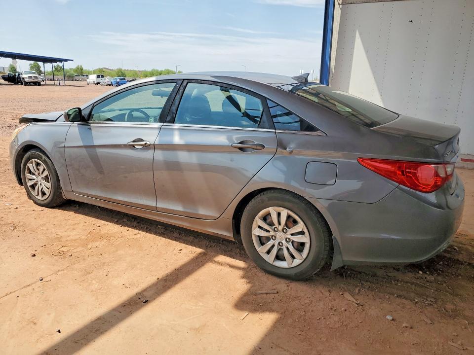 Photo 2 from auction – 2011 HYUNDAI SONATA with VIN 5NPEB4AC3BH272760