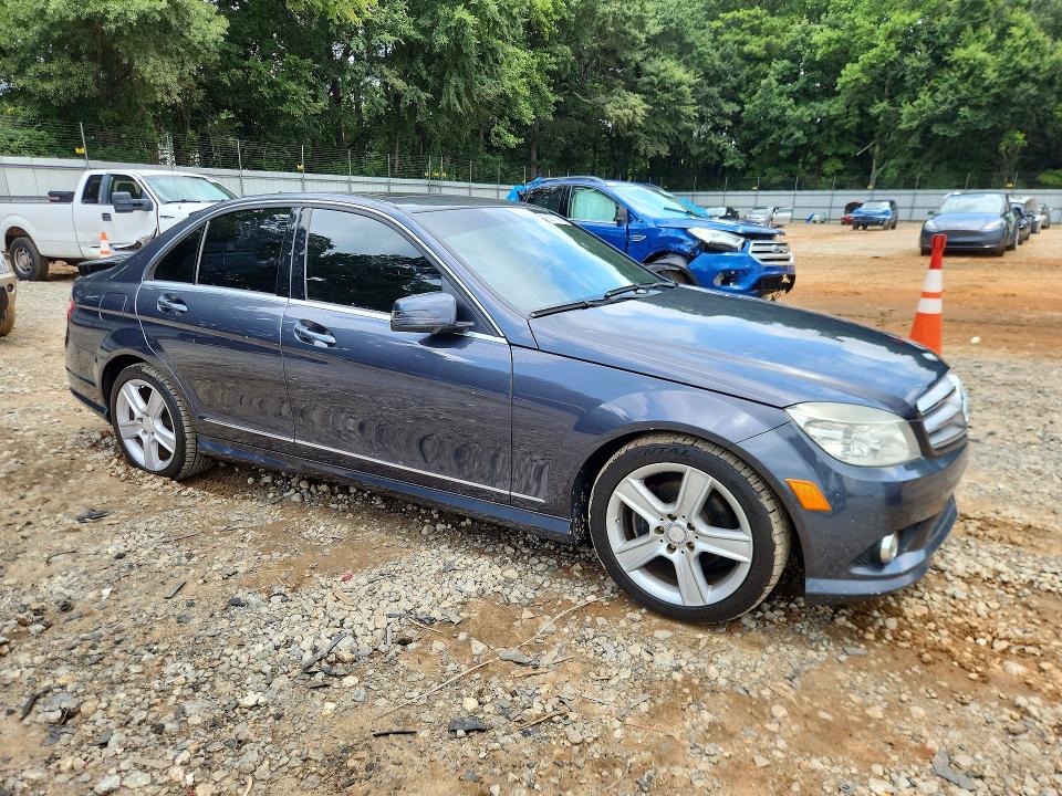 Photo 4 from auction – 2010 MERCEDES-BENZ C with VIN WDDGF5EBXAR128740