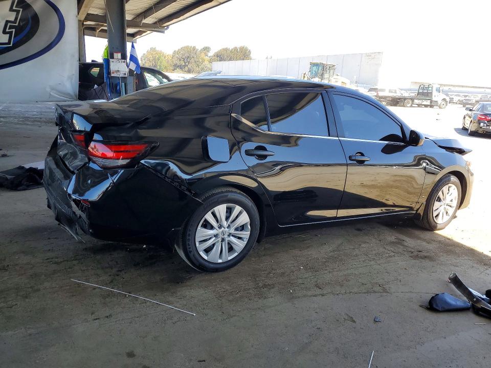 Photo 3 from auction – 2025 NISSAN SENTRA with VIN 3N1AB8BV9SY351247