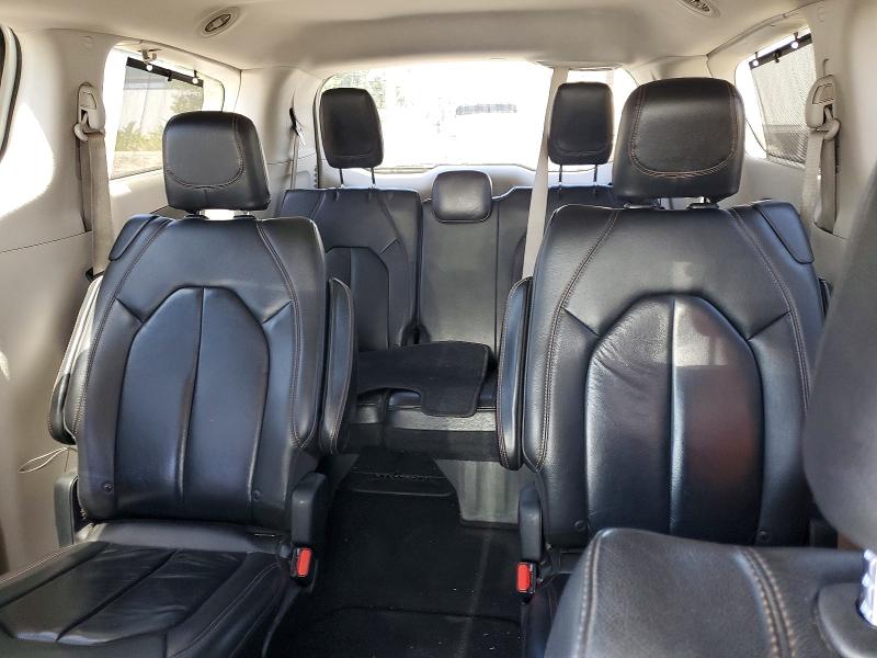 Photo 10 from auction – 2017 CHRYSLER PACIFICA with VIN 2C4RC1BG5HR572455