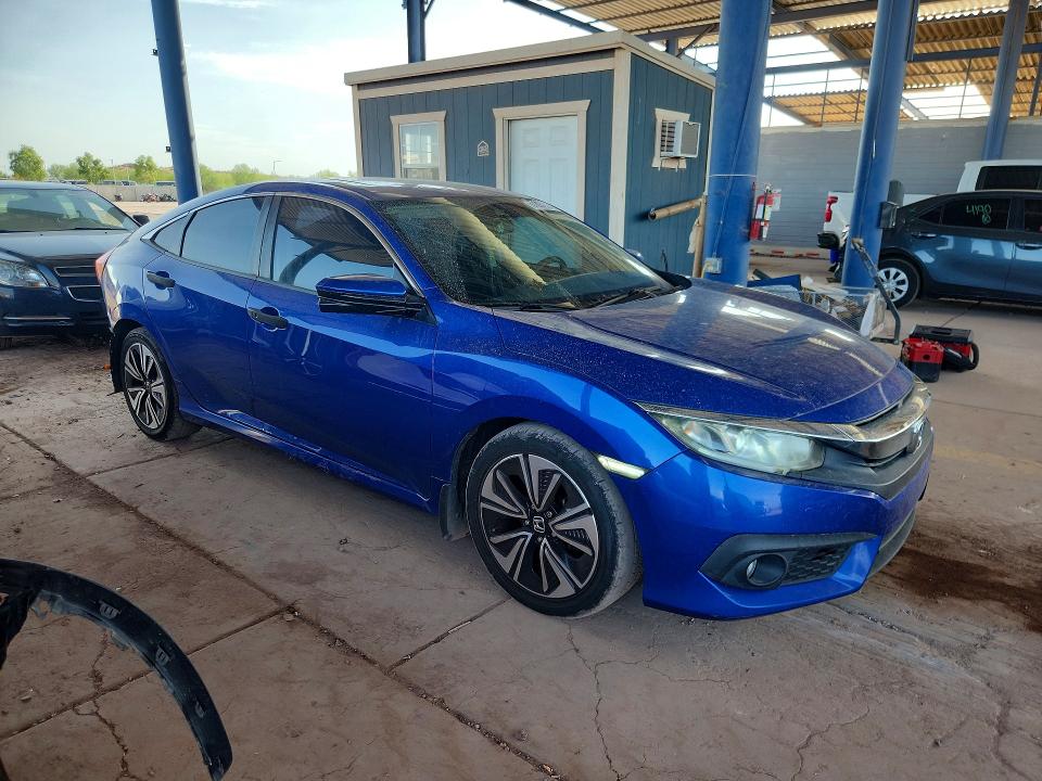 Photo 4 from auction – 2016 HONDA CIVIC with VIN 19XFC1F47GE017896