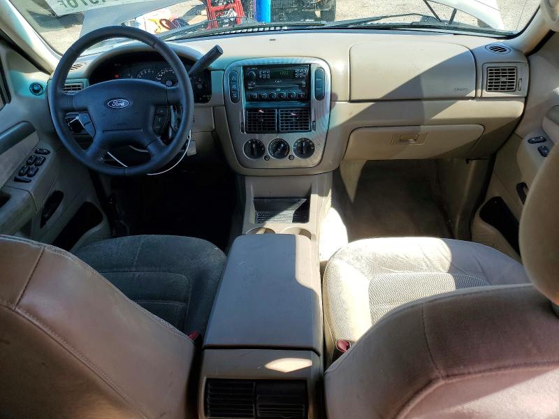 Photo 8 from auction – 2004 FORD EXPLORER with VIN 1FMZU73K84ZA43872