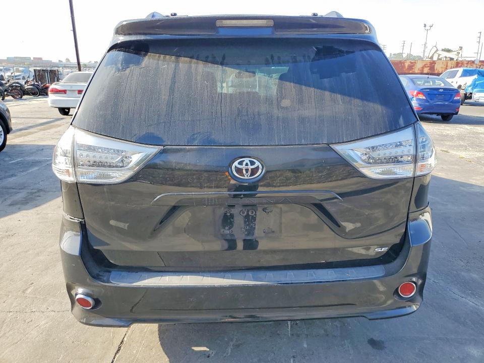 Photo 6 from auction – 2015 TOYOTA SIENNA with VIN 5TDXK3DC6FS601224
