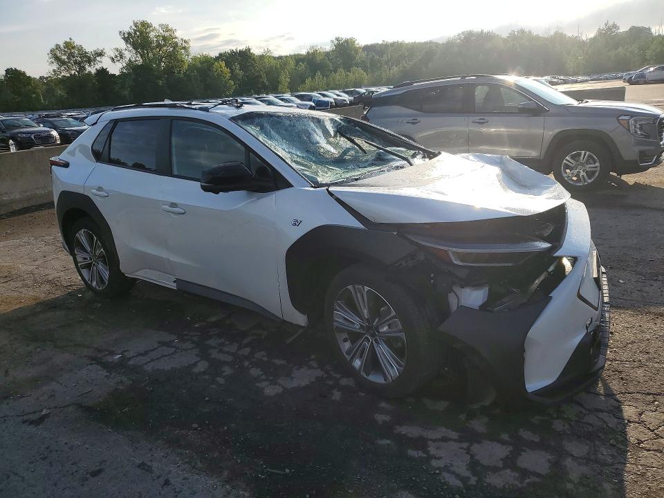 Фото 4 с аукциона – 2024 SUBARU SOLTERRA с VIN JTMABABA2RA085053