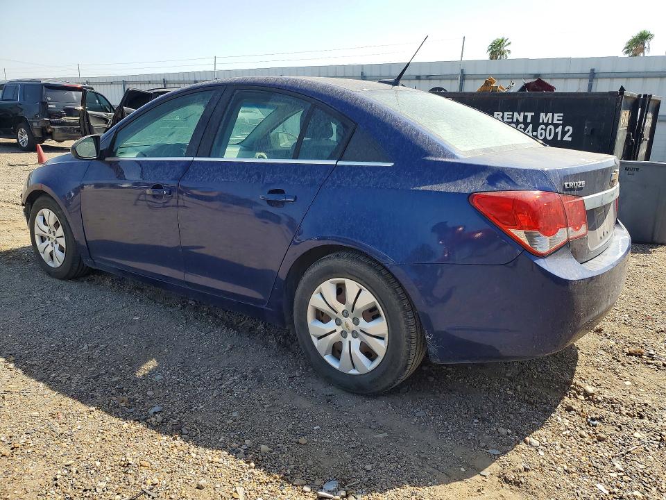 Photo 2 from auction – 2012 CHEVROLET CRUZE with VIN 1G1PC5SH6C7187304