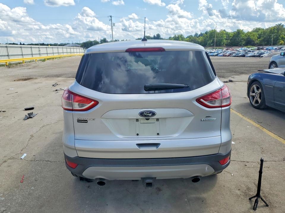 Снимка 6 от търг – 2016 FORD ESCAPE с VIN 1FMCU0G9XGUA35908