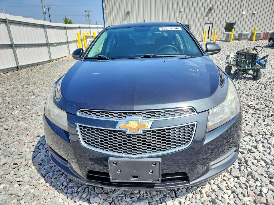 Photo 5 from auction – 2014 CHEVROLET CRUZE with VIN 1G1PC5SB1E7275823