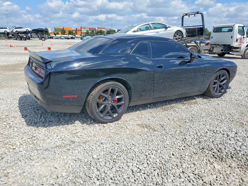 Фото 3 с аукциона – 2023 DODGE CHALLENGER с VIN 2C3CDZBT8PH597504